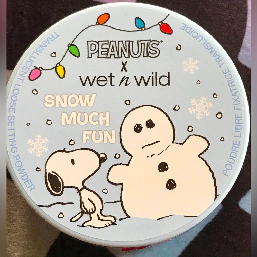 🆕Wet N WildxPeanuts!LE XMAS!NOT ONLINE/IN STORES YET!LE!SNOW MUCH FUN Powder❄️